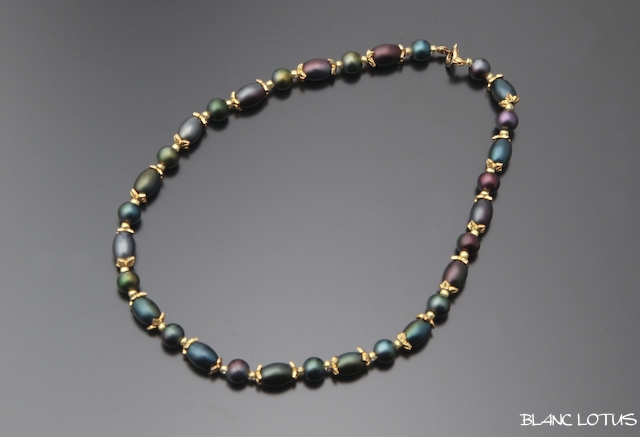 ディープグリーンのネックレス