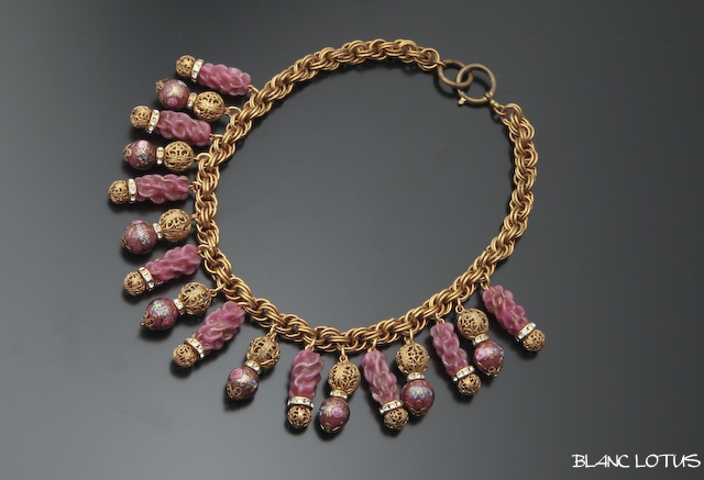 ヴェネチアングラス　ウェディングケーキのネックレス　ピンク