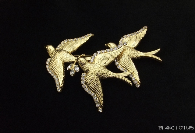 Robert Sorrell（ロバート・ソレル）　三羽の鳥のブローチ