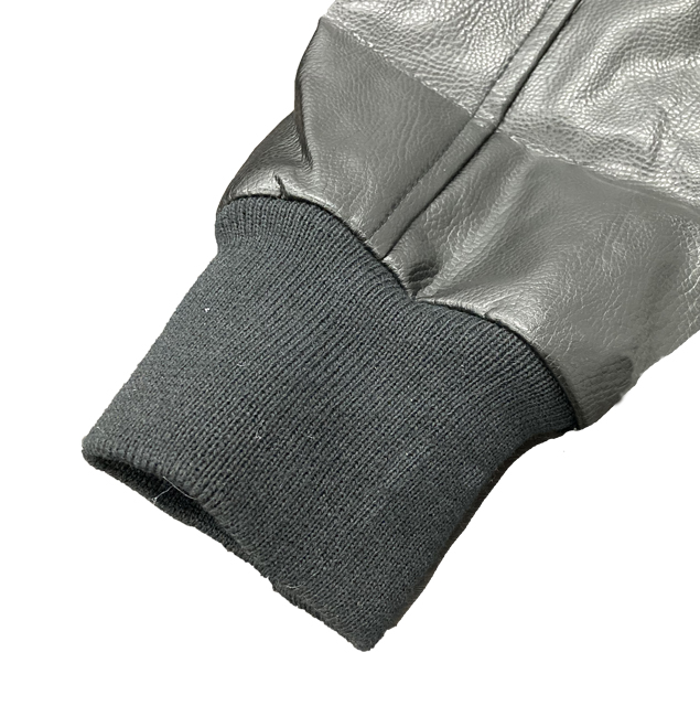 BASICKSスタジアムジャンパー新品未使用‼️ クラシック スタジアムジャンパー ブラック