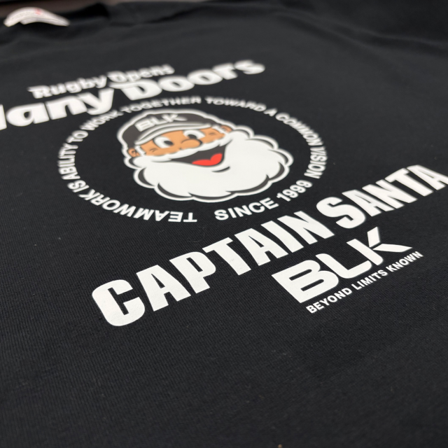 キャプテンサンタ 黒ロングスリーブTシャツ キャプテンサンタコラボティーシャツ2025 ブラック