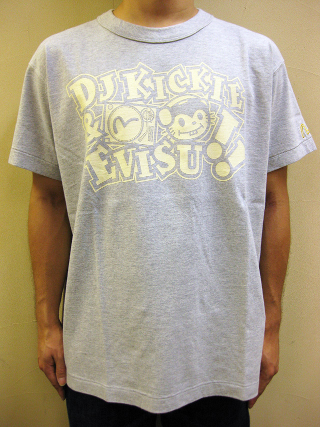 【直営店は完売！】EVISU(エヴィス) “DJ KICKIE(ディージェイ　キッキー) ” S/S TEE
