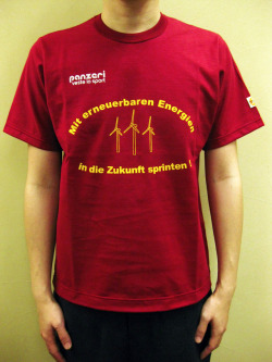 PANZERI “Mit erneuerbaren Energien” Ｓ／Ｓ Ｔシャツ／ワイン