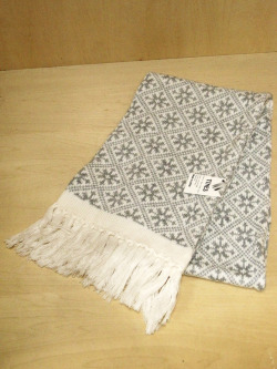 TINES HAMD FRAME MUFFLER REGULAR／ティンズ　ハンドフレーム　マフラー(レギュラー丈)