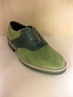 Tricker's 2トーンサドルシューズ“Japanese Tea”（Blood & Thunder 別注）