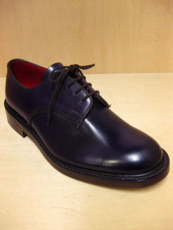 Tricker's コードヴァントランピングシューズ（Blood & Thunder 別注）