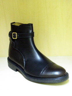 Tricker's ２トーンレザー ストレートチップ ジョドファーブーツ “Ｃ６２”（Blood & Thunder 別注）