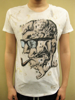 【送料無料】max six  ダメージ＆総プリント　“safari man”　半袖Ｔシャツ