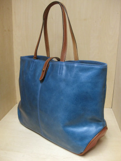 TUSTING Shoe Leather 2Tone “Avon” Tote /ターコイズ&レッド(Blood & Thunder別注)