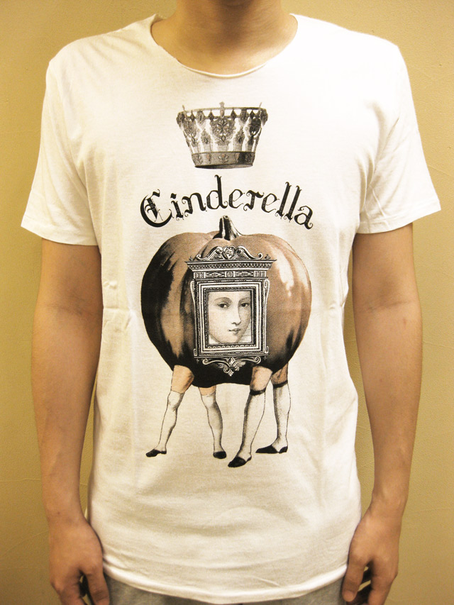 mix sense  コットン/レーヨン　“CINDERELLA ”　半袖Ｔシャツ