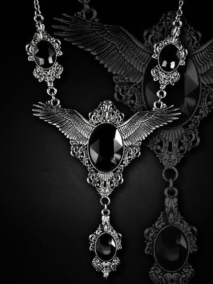 ゴシックビクトリアン　"RAVENA Raven wings" チョーカー　リスタイル