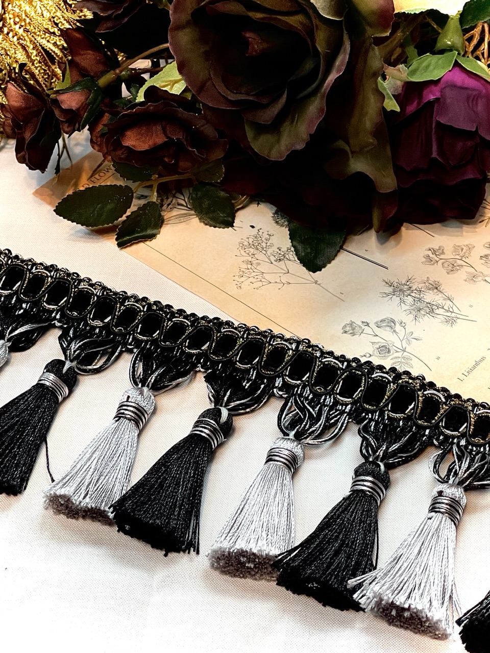 タッセルブレード【タッセル付きブレード】ブラック・シルバー