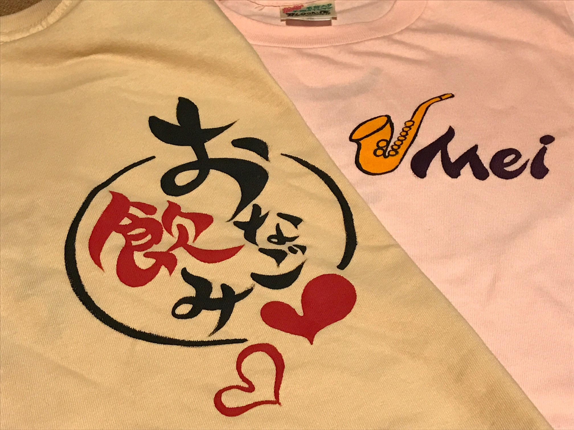 手描きTシャツ