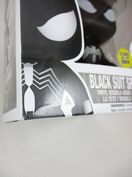 箱傷】 スパイダーマン ブラックスーツ 蓄光 限定版 [スパイダーマン