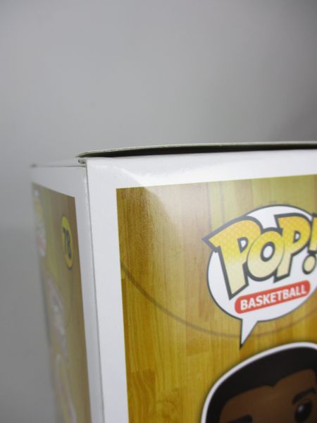 マジックジョンソン　フィギュア 箱付き/新品/日本未発売品/funko pop Amazon.co.jp: Pop Sports レイカーズ マジック・ジョンソン #78
