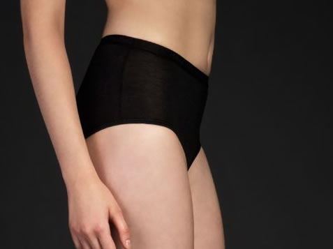 Ladies > Hi-Waisted Briefs ハイウエストショーツ