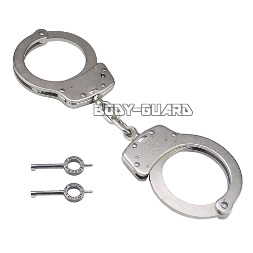 S&Wスミス&ウェッソン手錠　M100P-1　プッシュピン　ニッケル　　