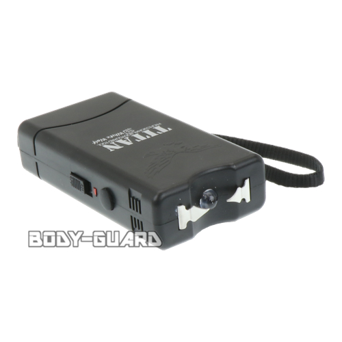 【タイタン】180万ボルト　フルパワー　スタンガン　（充電式）