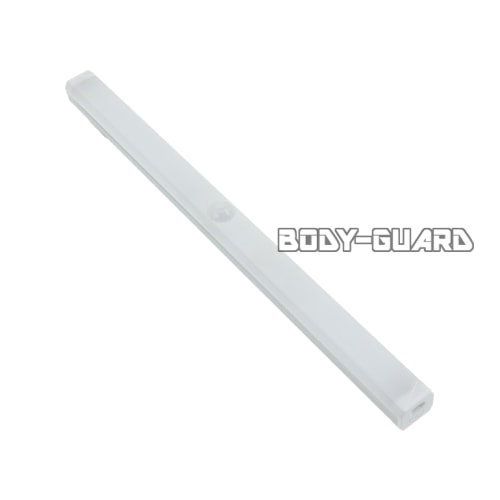 充電式　人感センサーライト　スリムタイプ