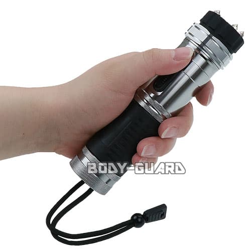 ZAP】 L フラッシュライト付スタンガン 100万ボルト （充電式）