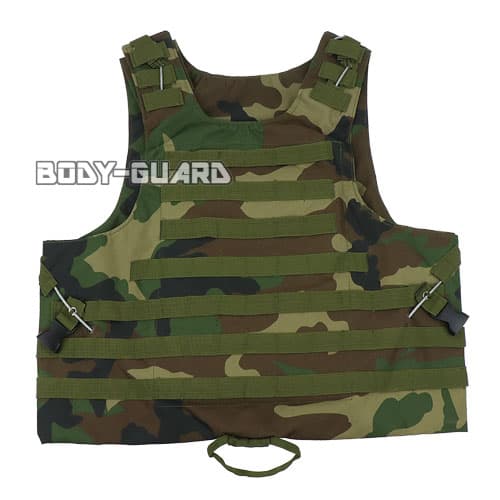 タクティカルベスト ウッドランド