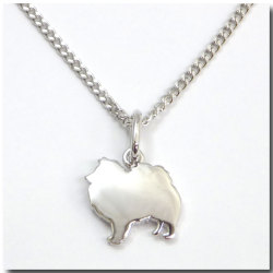 日本スピッツのシルバープチシルエットネックレス