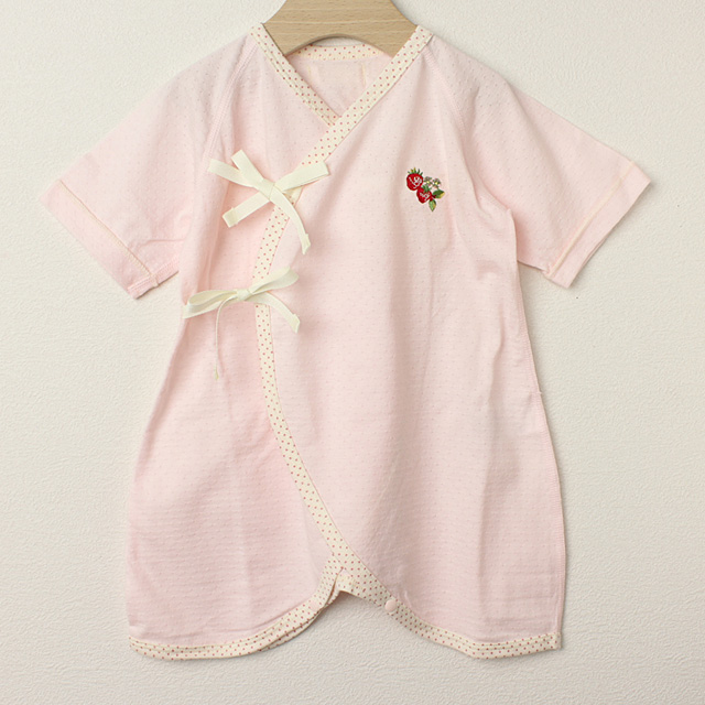 ☆SummerSale 2025☆【セール50%OFF】Sense of Wonder（センスオブワンダー） いちごワンポイント半袖コンビ肌着 ピンク 50cm-70cm     【おまかせ配送で送料お得】