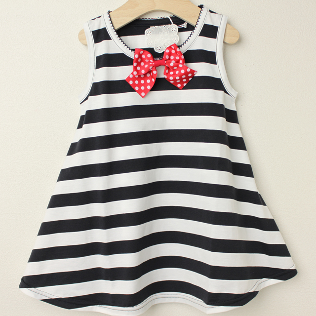 ☆SummerSale 2025☆【セール70%OFF】Le Cou Cou（ル・クク） フレアーワンピース 紺太ボーダー S(96cm-110cm) M(110cm-120cm)   【おまかせ配送で送料お得】
