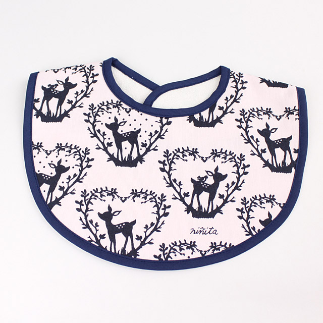 【セール50%OFF】ninita （ニニータ） ハートバンビ柄スタイ ライトピンク M 【おまかせ配送で送料お得】