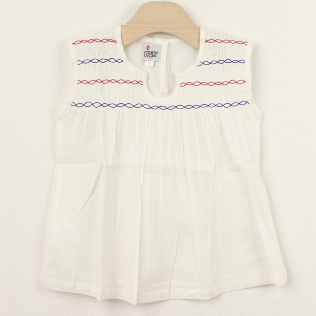 ☆SummerSale 2025☆【セール80%OFF】le petit Lucas(ル・プチルカ） ノースリーブチュニックブラウスSMOCKY TOP オフホワイト 4才  　【おまかせ配送で送料お得】