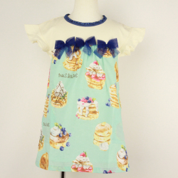 【セール30%OFF】（春夏）trois lapins(トロワラパン） ローンパンケーキプリントワンピース エメグリーン 100ｃｍ 110ｃｍ  120ｃｍ 120ｃｍ 【おまかせ配送で送料お得】