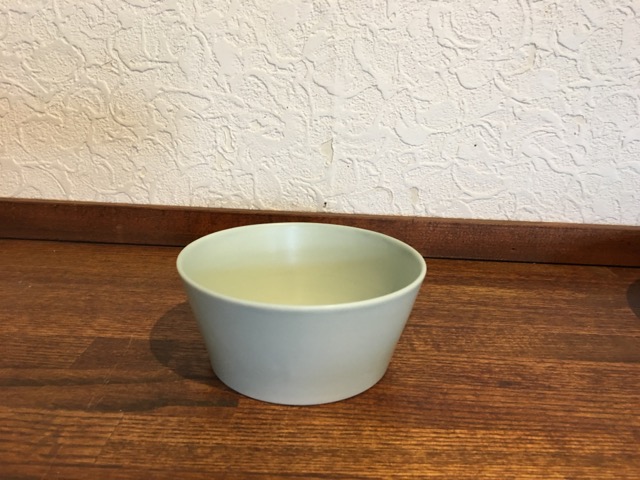 flat　bowl　ペールブルー