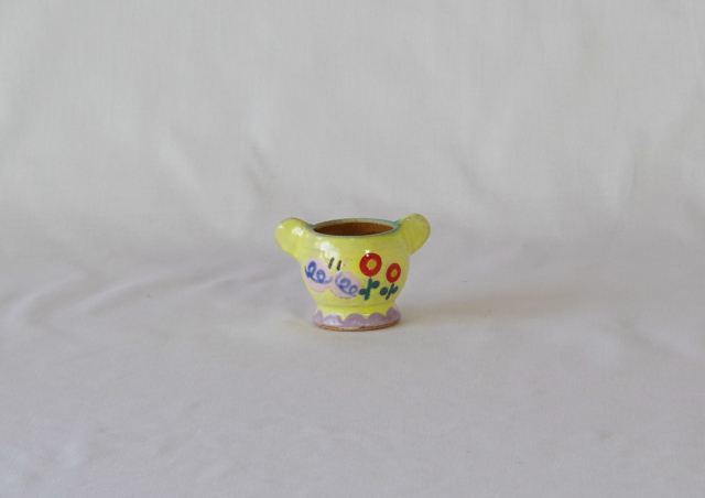 エッグスタンド