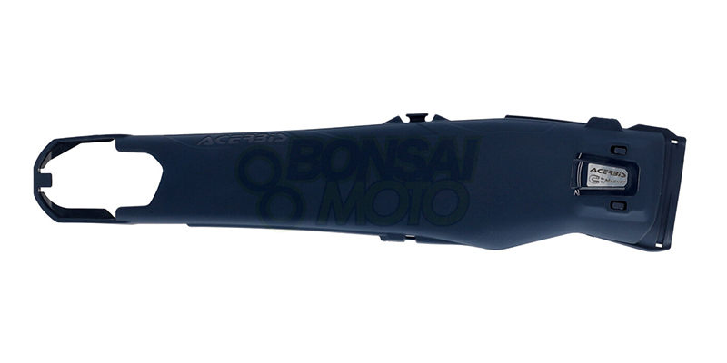 スイングアームカバー　アチェルビス