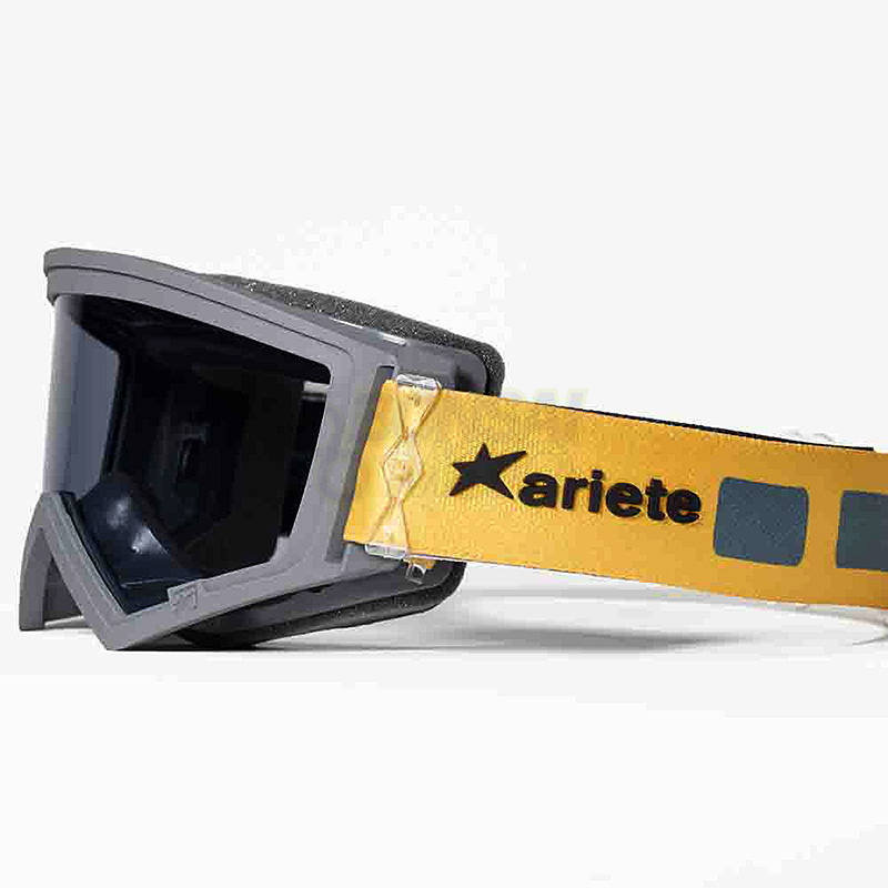 マッドマックス　ゴーグル　アリエテ