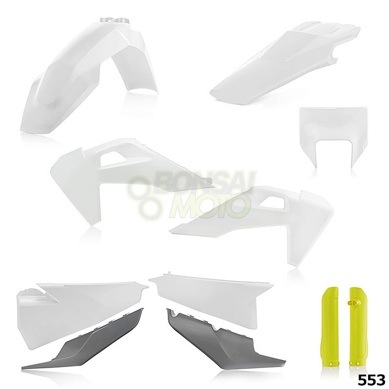 外装　アチェルビス