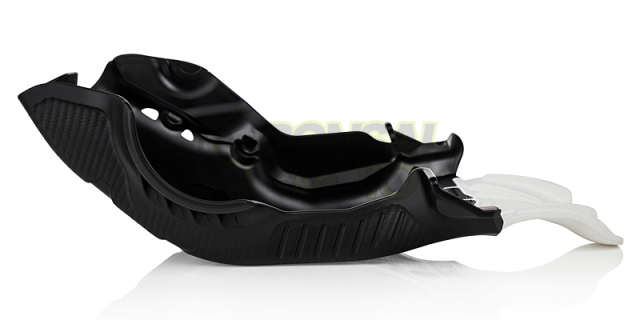 スキッドプレート