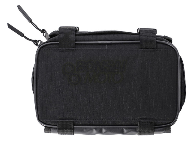 リアフェンダー　ツールバッグ　アチェルビス