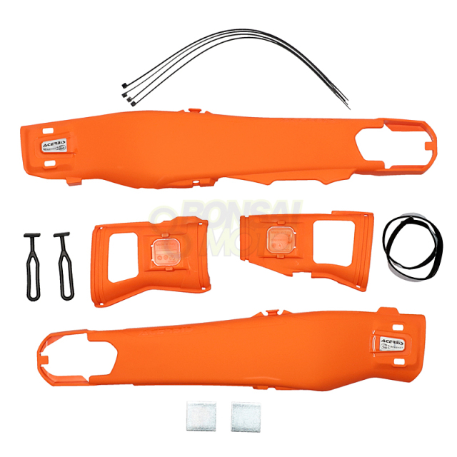 スイングアームカバー　アチェルビス