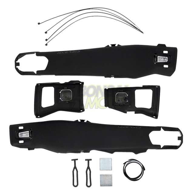 スイングアームカバー　アチェルビス