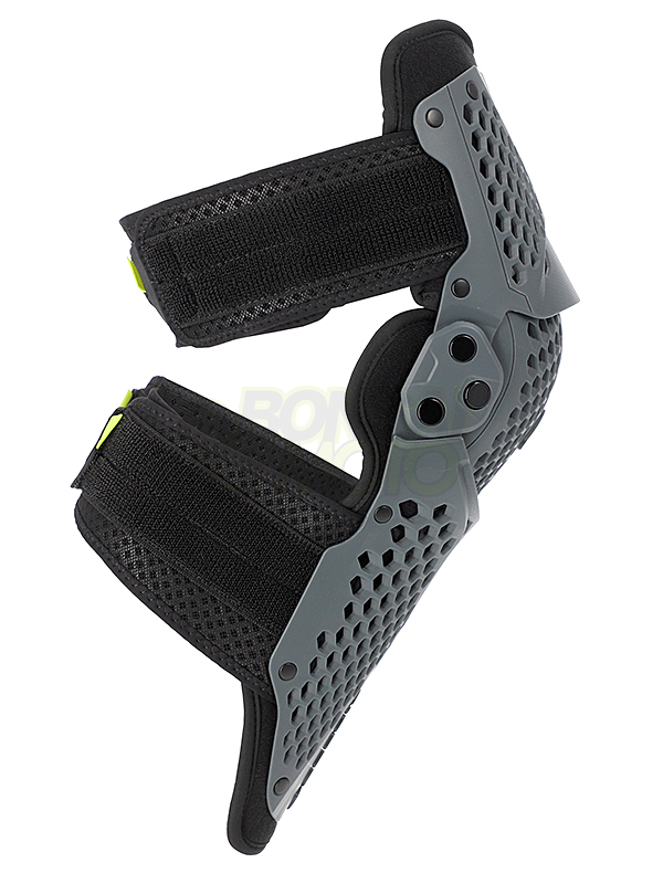 ニーシンガード　アチェルビス