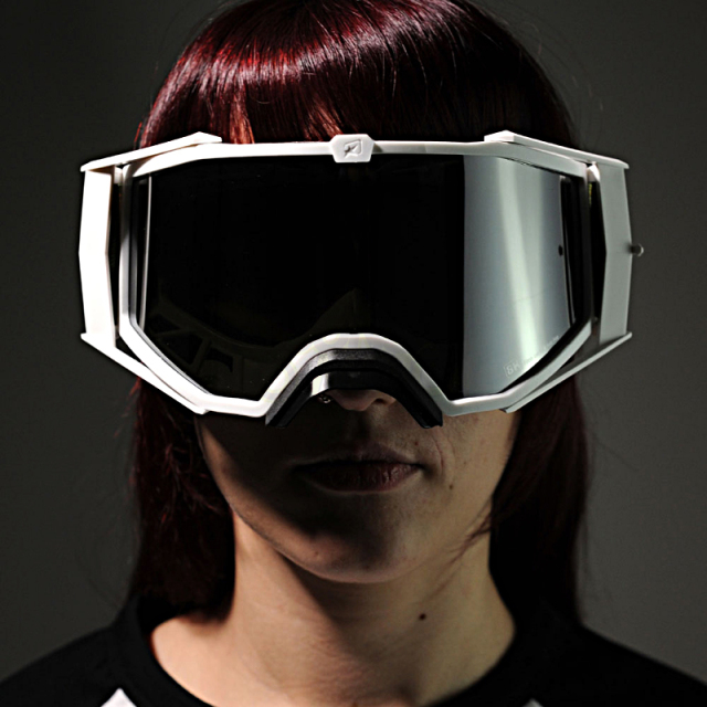 8K ゴーグル アリエテ