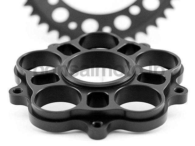 5916 スプロケットキャリアー DUCATI　 HYPERMOTARD MULTISTRADA MONSTER S4R 848 748/748R