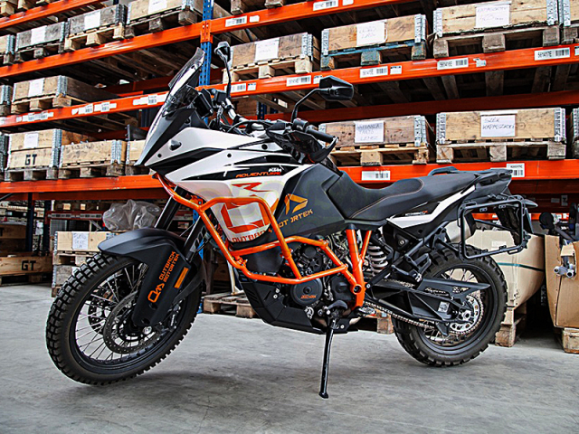 KTM 1090/1190/1290Adv　パニアラック　アウトバックモーターテック