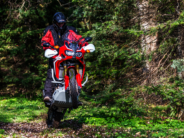 Africa Twin スキッドプレート