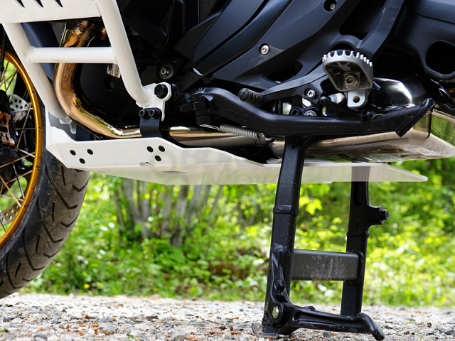 R1300GS スキッドプレート アウトバックモーターテック