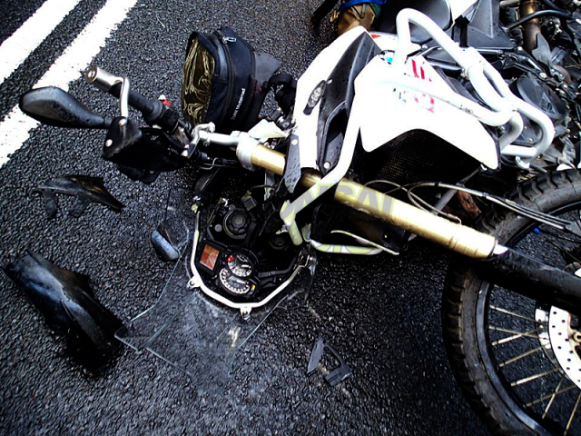 F800 アッパークラッシュバー