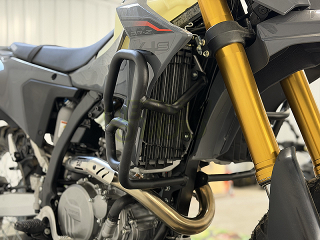 DR-Z4S　クラッシュバー　アウトバックモーターテック