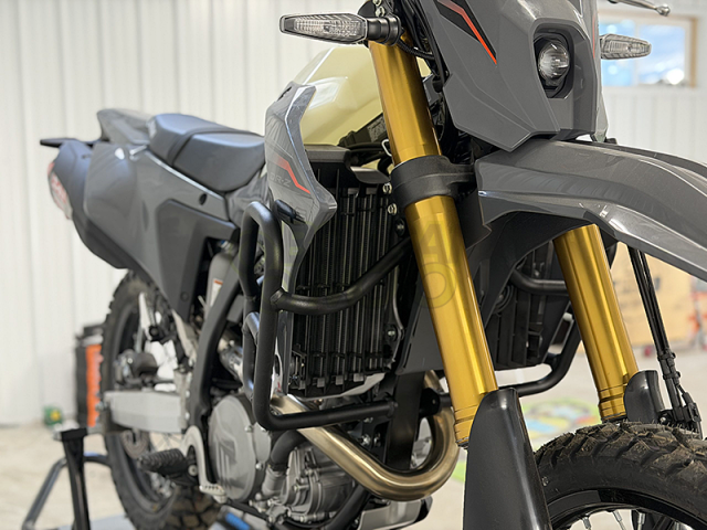 DR-Z4S　クラッシュバー　アウトバックモーターテック