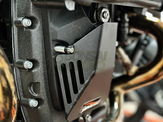 BMW R12G/S エンジンシールド アウトバックモーターテック